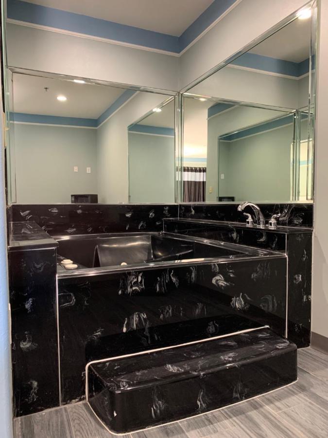 Crystal Suites Хьюстон Экстерьер фото